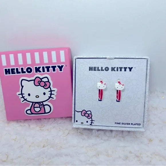 Hello Kitty Silver Plated earrings - Picture 2 of 10